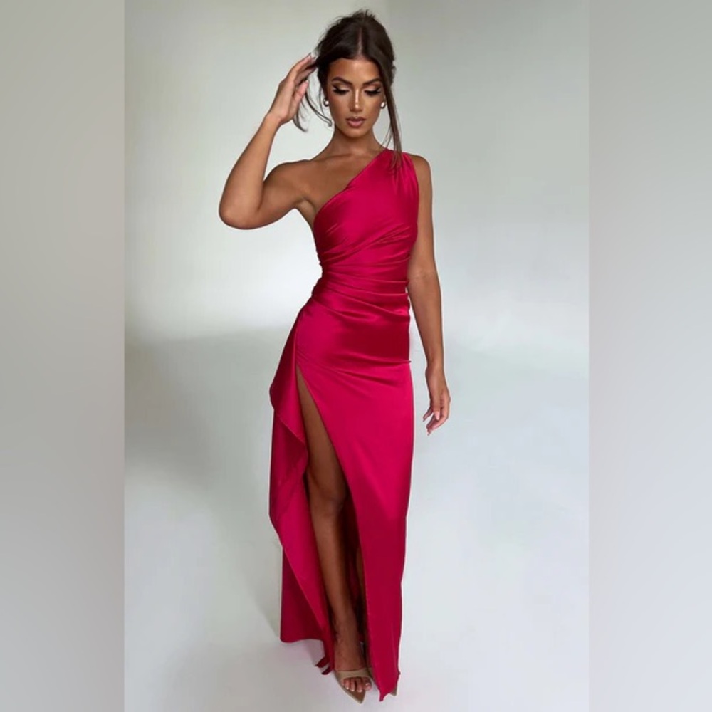 Babyboo Ariel Maxi Dress Red One-Shoulder Dress